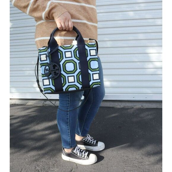 NWT Tory Burch Octagon Geometric Tote in Light Chambray - Picture 1 of 12